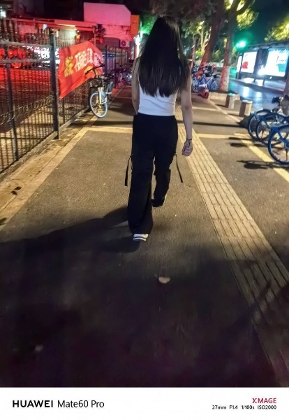 红山动物园亚朵酒店到轻居酒店之